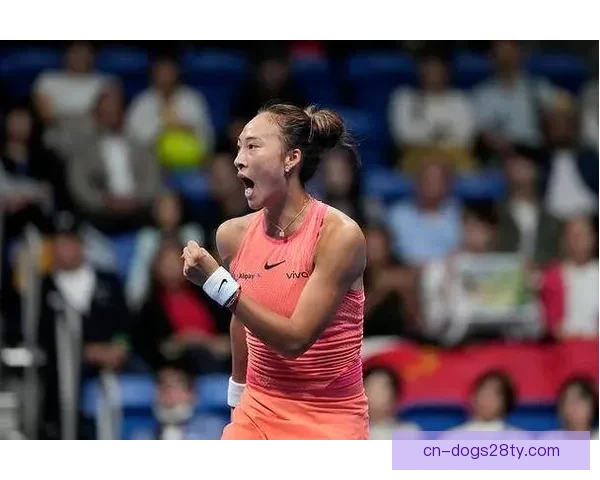 郑钦文复出首战硬碰肯宁多哈赛