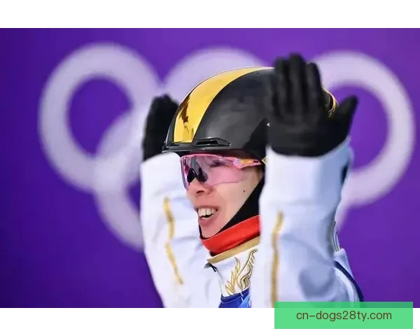 中国队徐梦桃卫冕空中技巧金牌 邵琪获铜