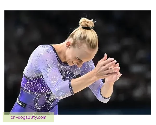 意大利选手达马托 获得女子平衡木金牌